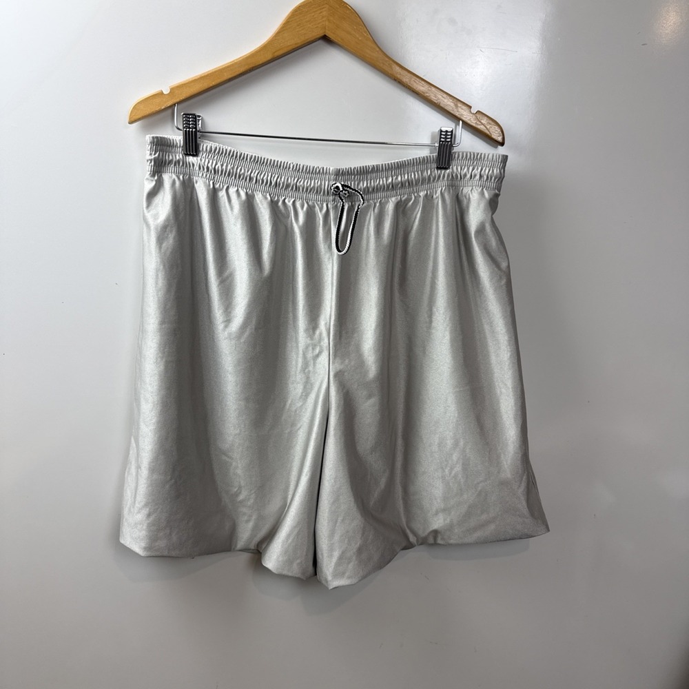 Foot Locker Mens Basketball Shorts  Grey Reversible White Mesh Lined Size L